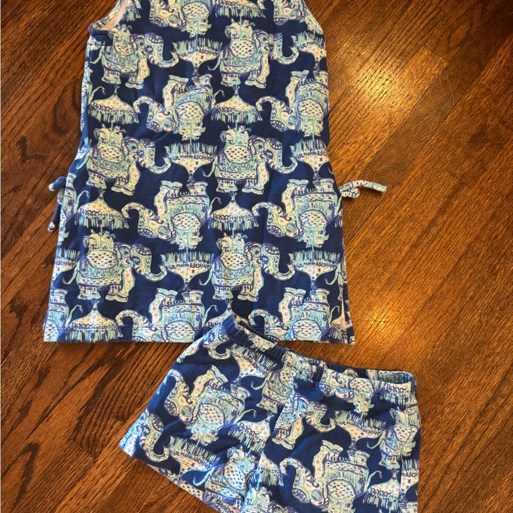 Lilly Pulitzer Blue and White Pajama Set Matching Set